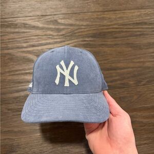 ALD Suede Fitted - Size 7